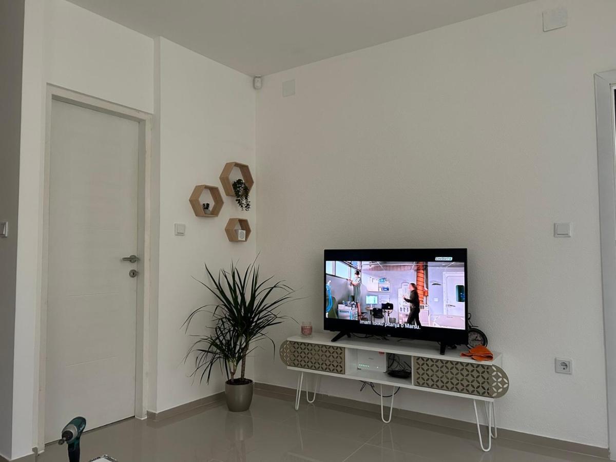 Apartman Magus Tuzla Exterior photo
